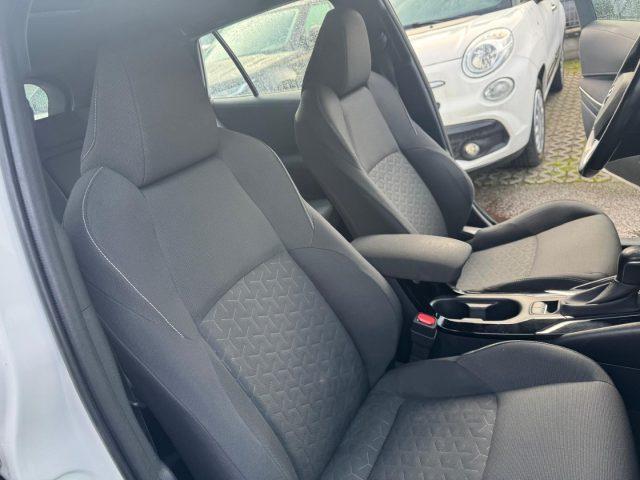 TOYOTA Corolla TS 1.8 Hybrid Business(AUTOCARRO N1)