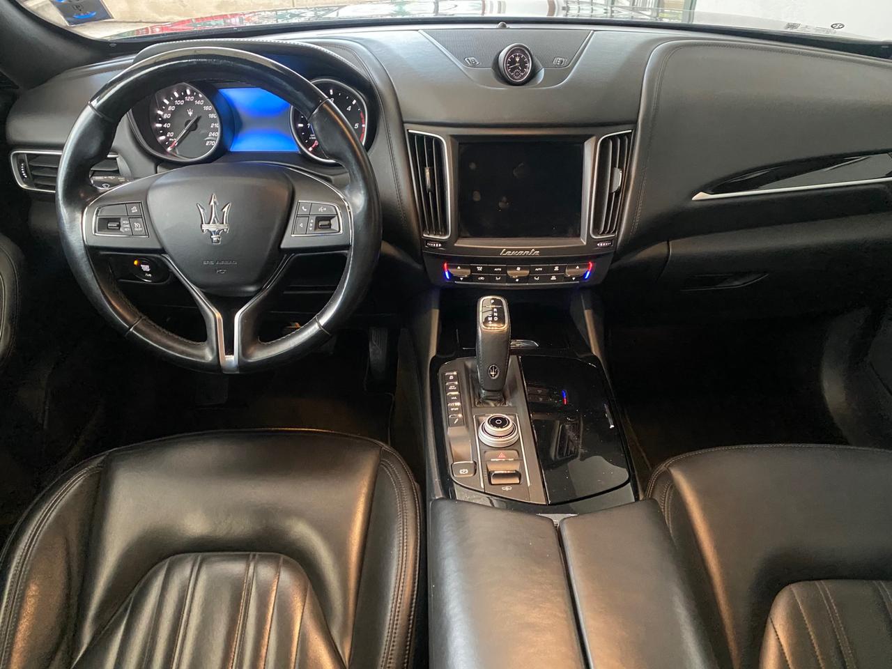 Maserati Levante 3.0 V6 Granlusso 275cv auto my20