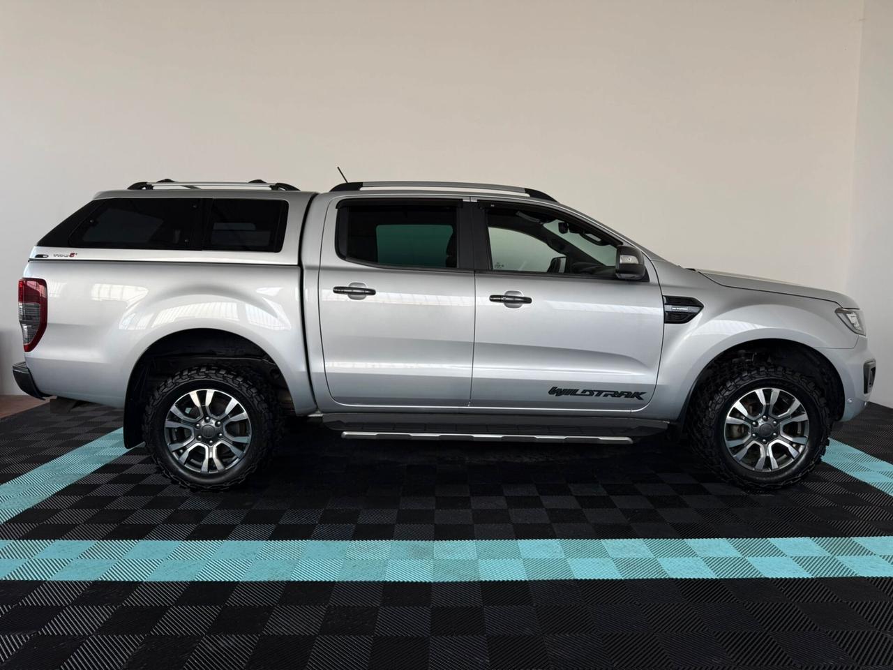Ford Ranger 2.0 TDCi aut. 213cv DC Wildtrak HARD TOP