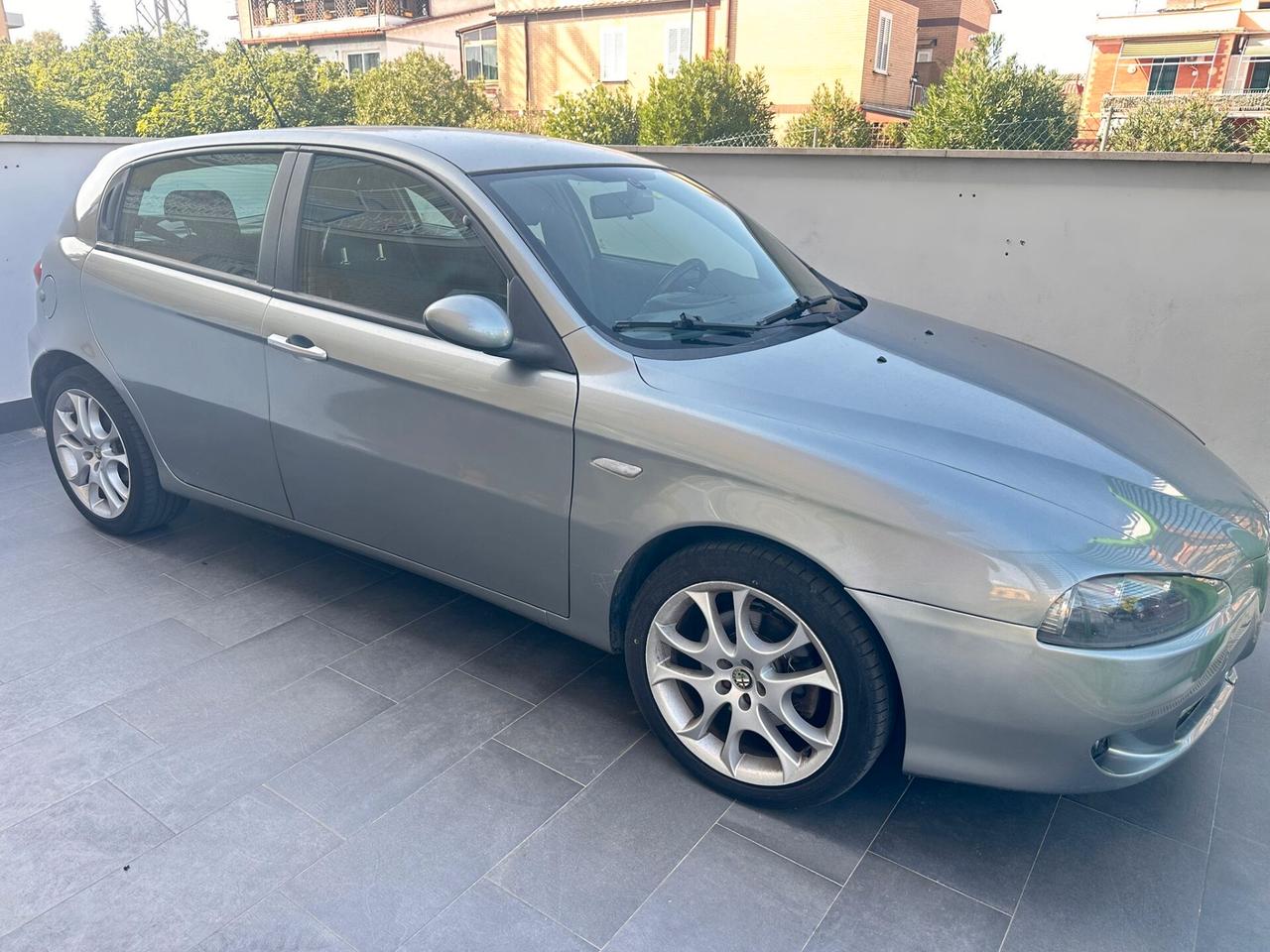 Alfa Romeo 147 1.6 16V TS (105) 5 porte Moving Black Line