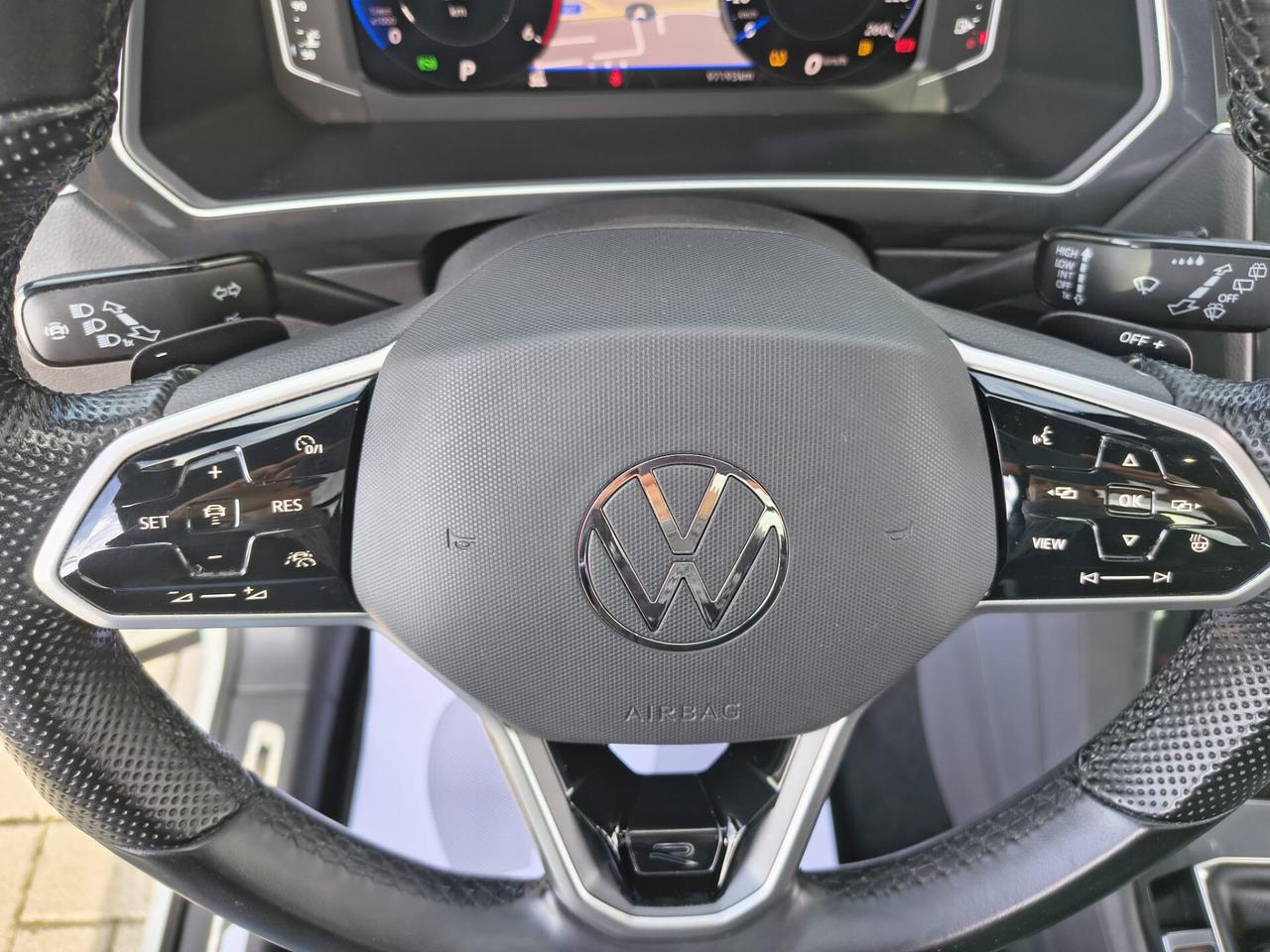 Volkswagen Tiguan 2.0 TDI 200 CV DSG 4MOTION R-Line