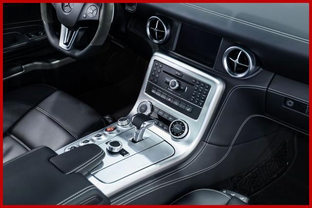 MERCEDES-BENZ SLS AMG Coupé