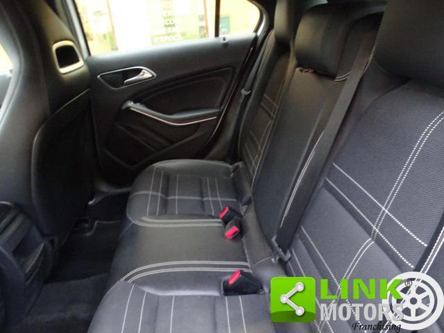 MERCEDES-BENZ A 200 D. 136 CV SPORT