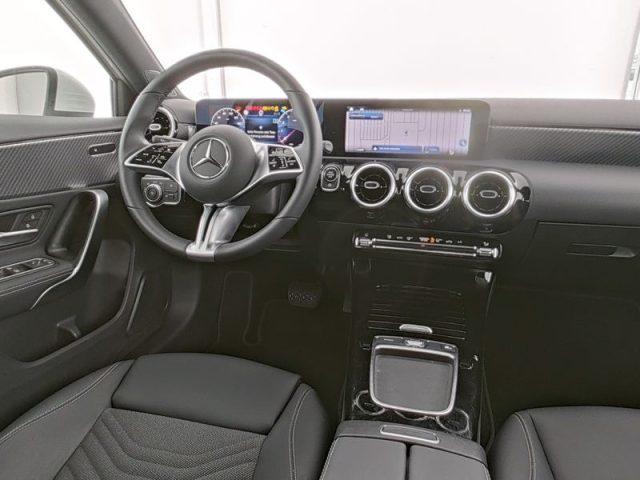 MERCEDES-BENZ A 180 Automatic Progressive Advanced Plus