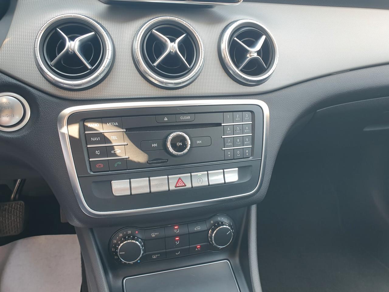 Mercedes-benz CLA 200 d Sport