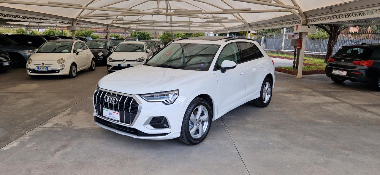 Audi Q3 35 TDI S tronic Sport * Panorama-Virtual-Led *