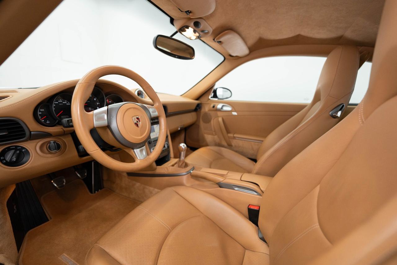 Porsche 911 Carrera Coupé