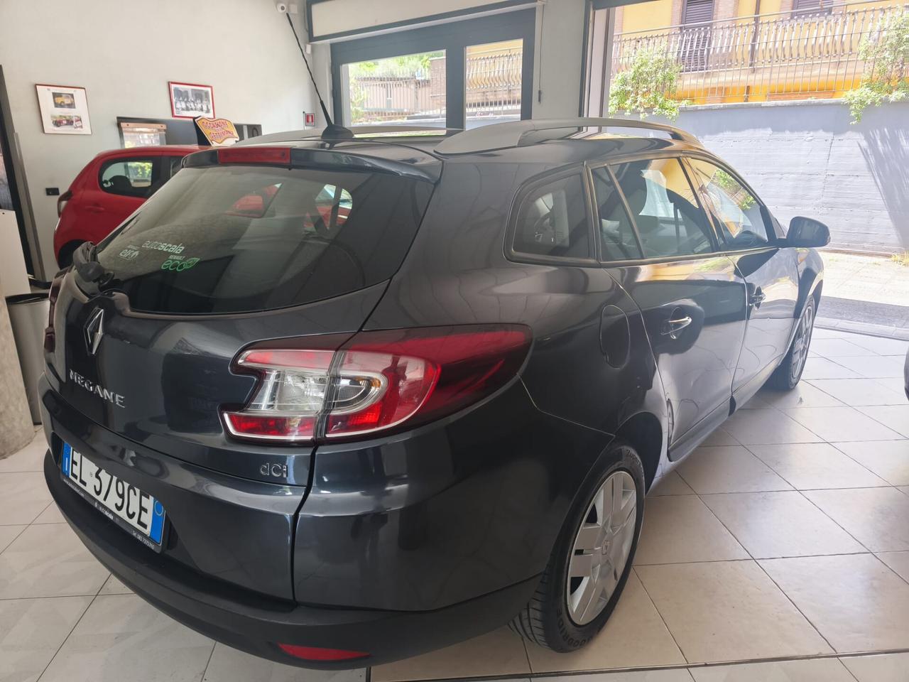 Renault Megane Mégane 1.5 dCi 110CV EDC SporTour Attractive