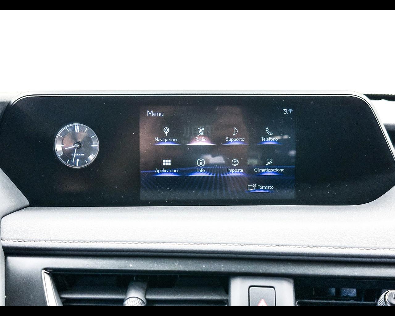 LEXUS UX - UX Hybrid 4WD Executive