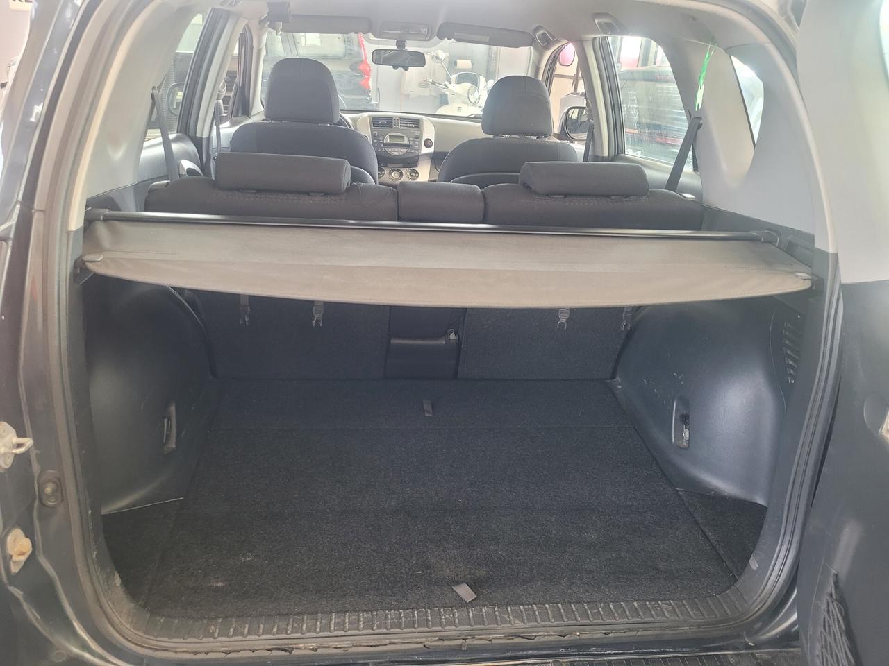 Toyota RAV 4 RAV4 2.2 D-4D 177 CV Luxury
