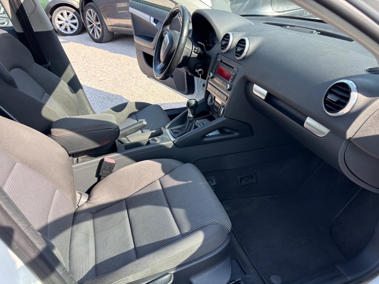 AUDI A3 SPB 1.6TDI 105CV TETTO APRIBILE FULL