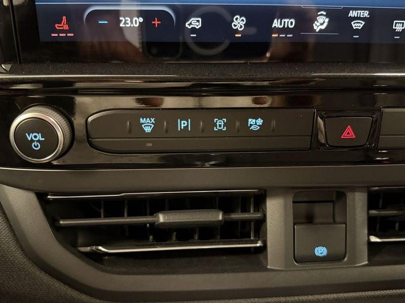 Ford Tourneo Custom 320L2H1 2.0 Eco 136cv Titanium 9 posti