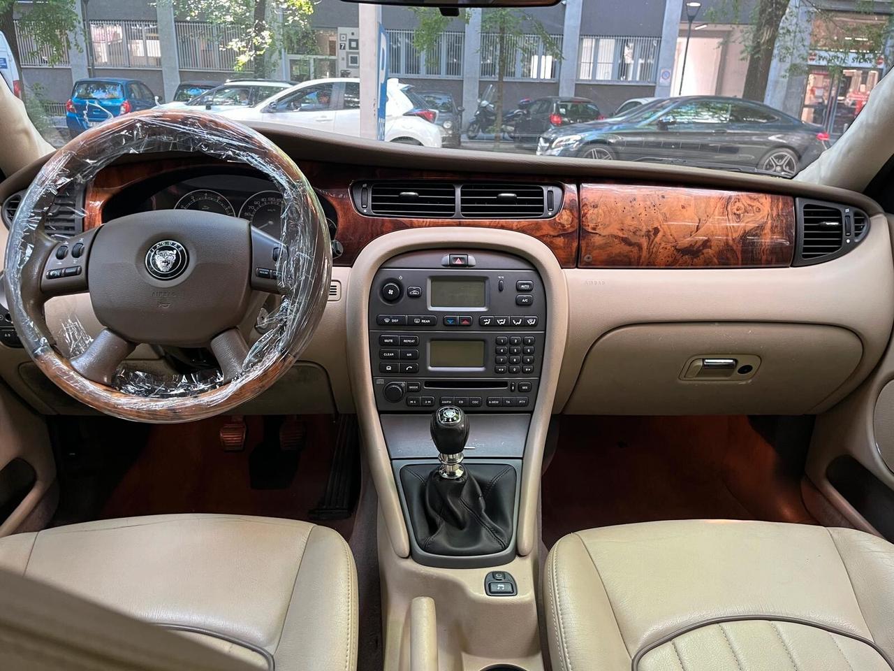 Jaguar X-Type 2.5 V6 24V cat Executive