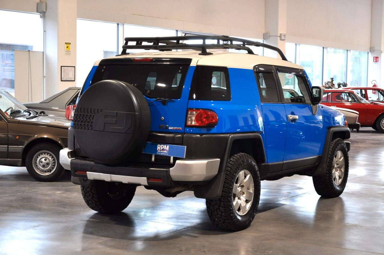 Toyota FJ Cruiser 4 WD