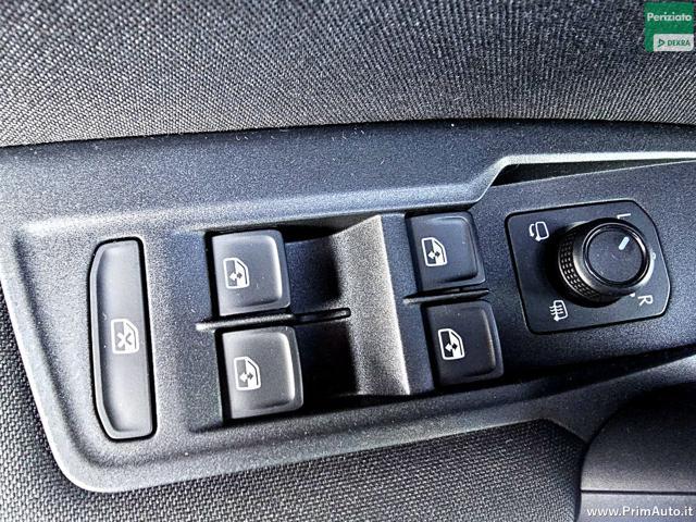 VOLKSWAGEN Tiguan 2.0 TDI 150 CV SCR DSG Life