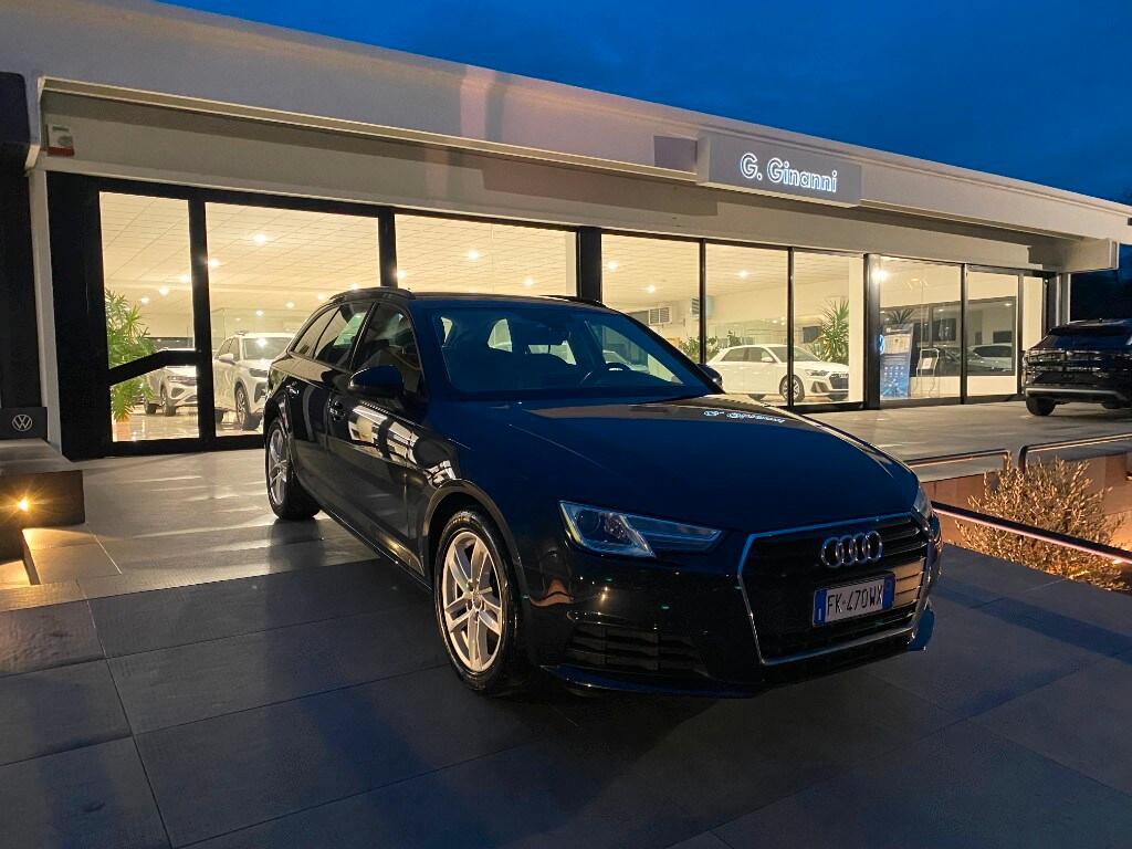 AUDI A4 5ª serie A4 Avant 2.0 TDI 150 CV S tro...
