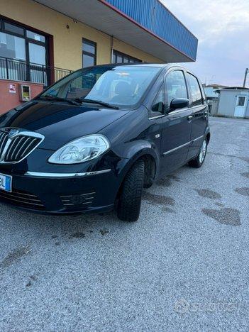 Lancia musa
