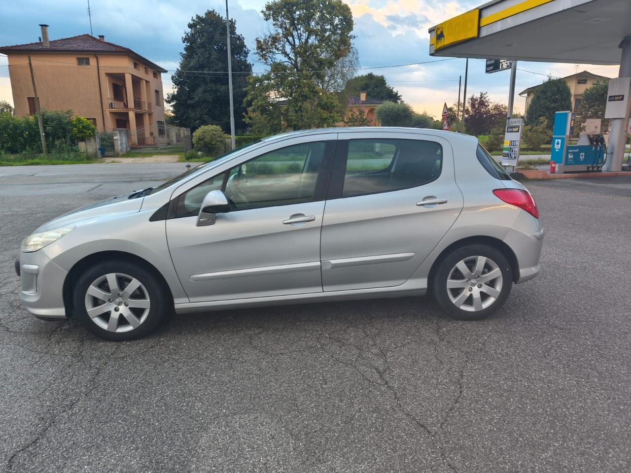 Peugeot 308 1.6 VTi 120CV 5p. Tecno