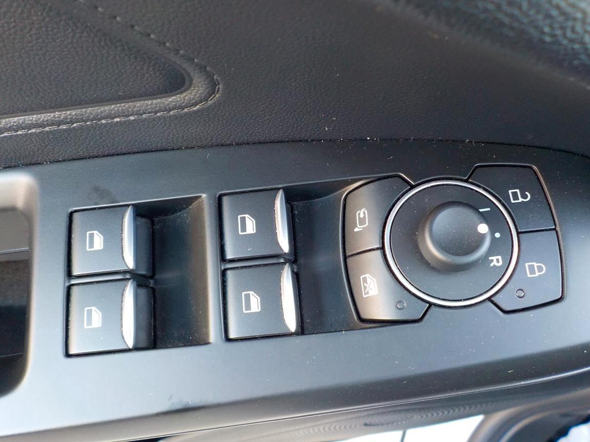 Ford Focus 1.0 EcoBoost Hybrid 125 CV 5p. ST-Line
