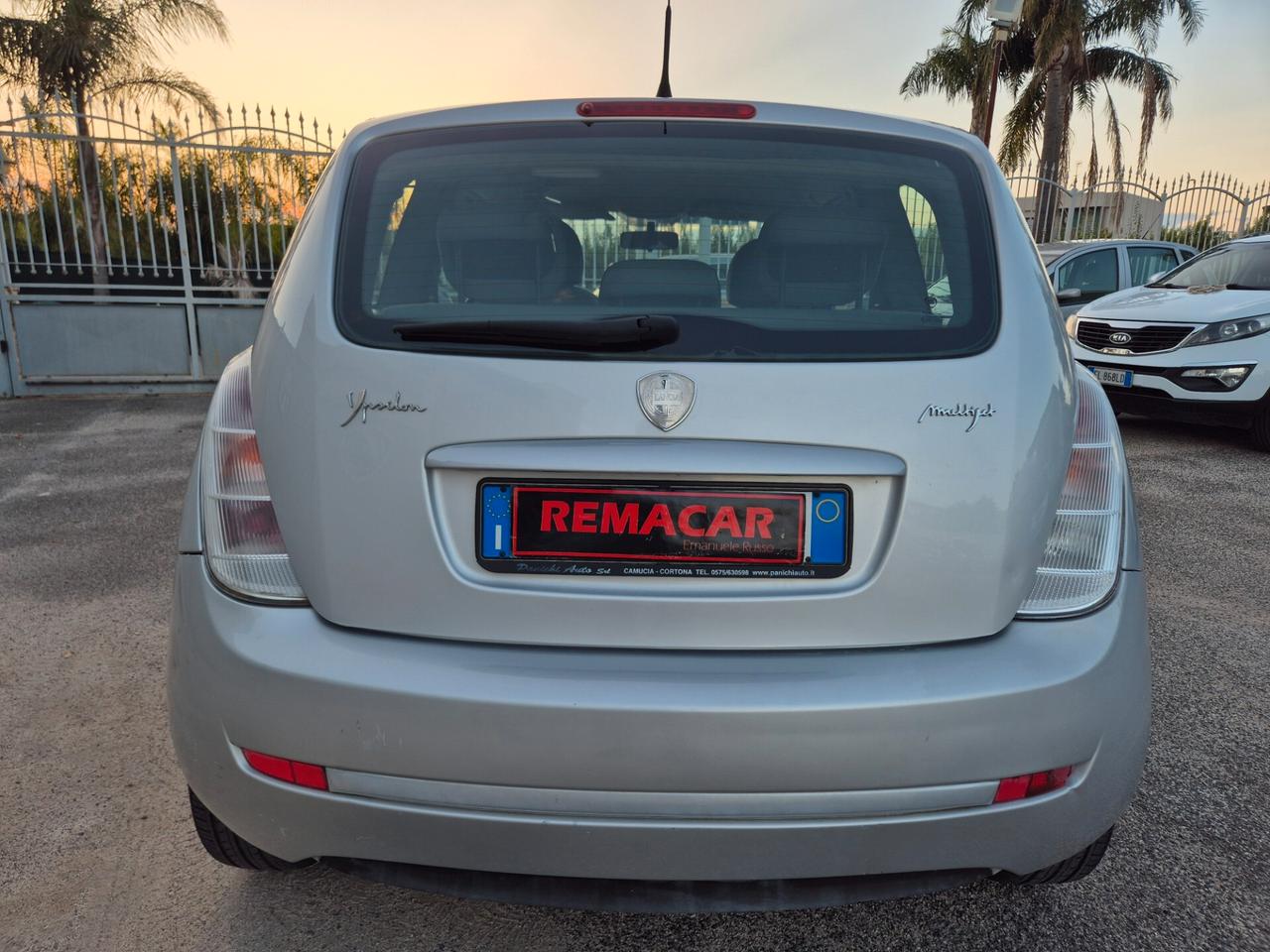 Lancia YPSILON 1.3 MJT 75 CV RESTAYLING NUOVA FULL