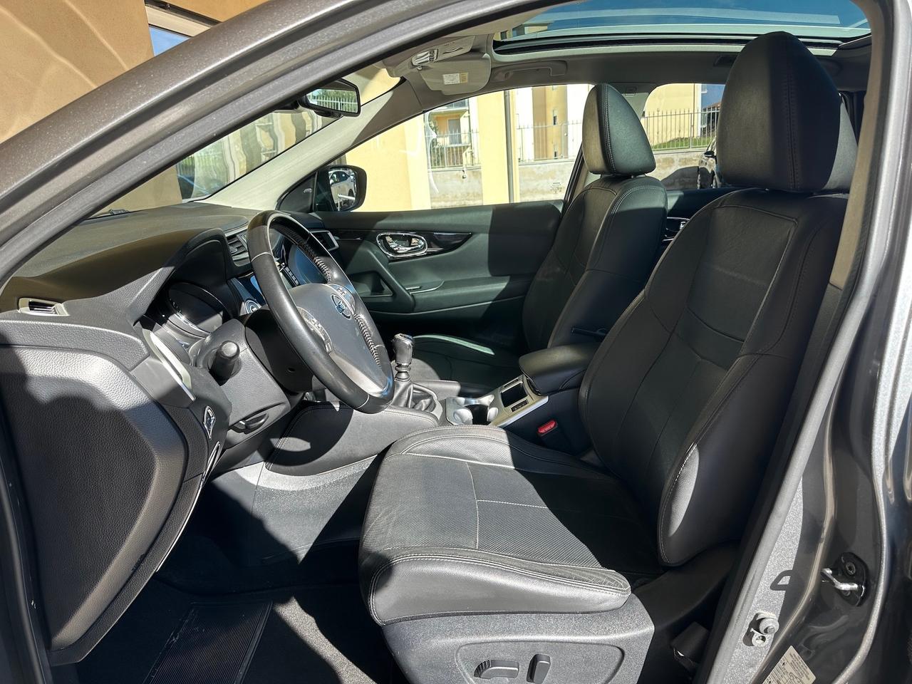 Nissan Qashqai 1.5 dCi Tekna UNIPRO