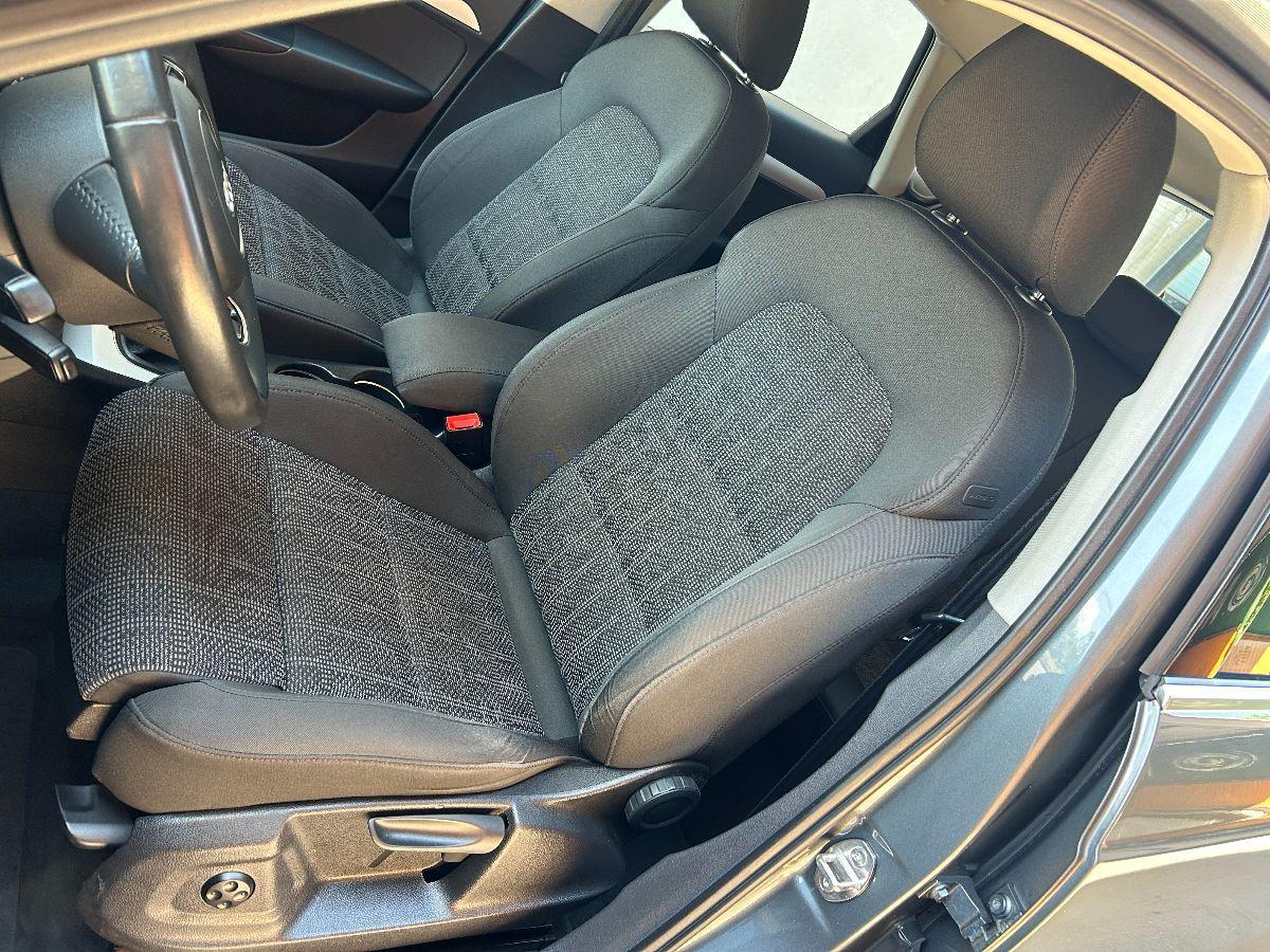 AUDI - Q3 - 2.0 TDI 150 CV Sport NAVI