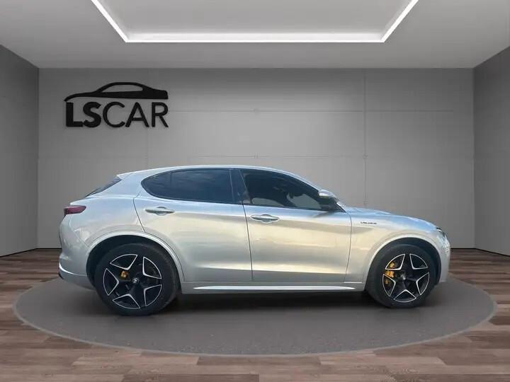 ALFA ROMEO STELVIO VELOCE 210CV - OFFERTA FINO AL 31 DICEMBRE