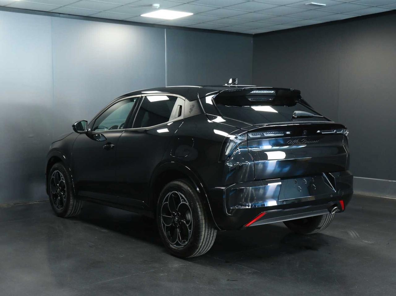 Alfa Romeo Junior Hybrid eDCT6 Q4 km0