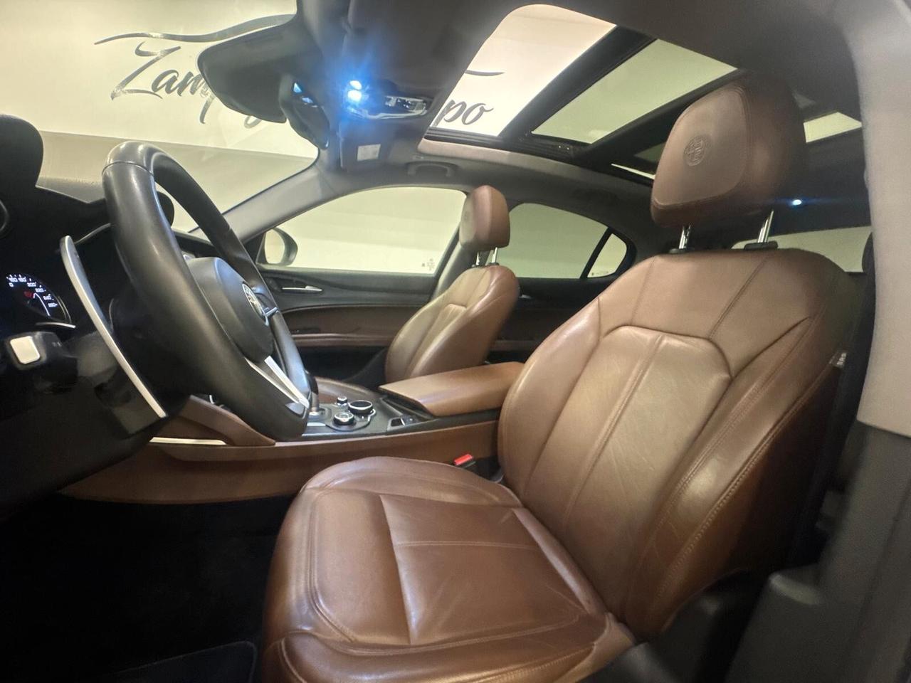 Alfa Romeo Stelvio 2.2 Q4 210 CV AT8 tetto panoramico