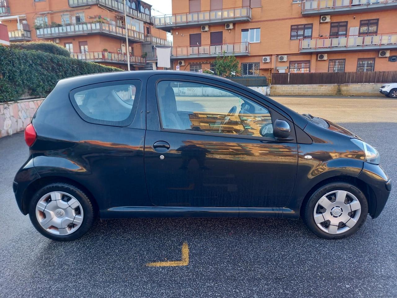Toyota Aygo 1.0 NEOPATENTATI