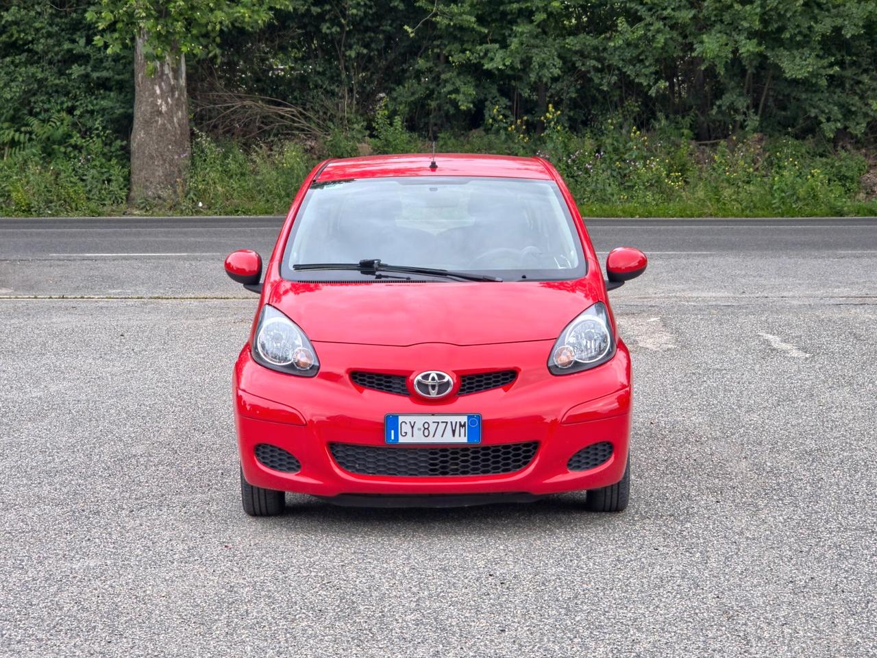 Toyota Aygo 1.0 12V VVT-i 5 porte Sol CV-68 2008-E4 Manuale NEO