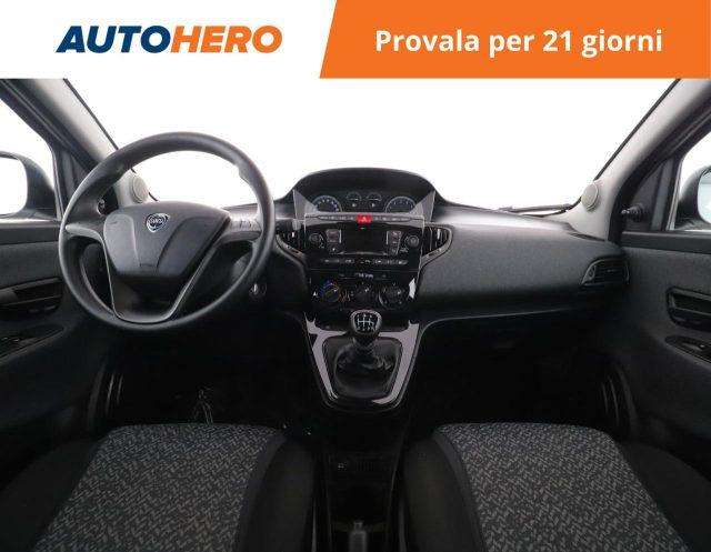 LANCIA Ypsilon 1.0 FireFly 5 porte S&S Hybrid Ecochic Silver