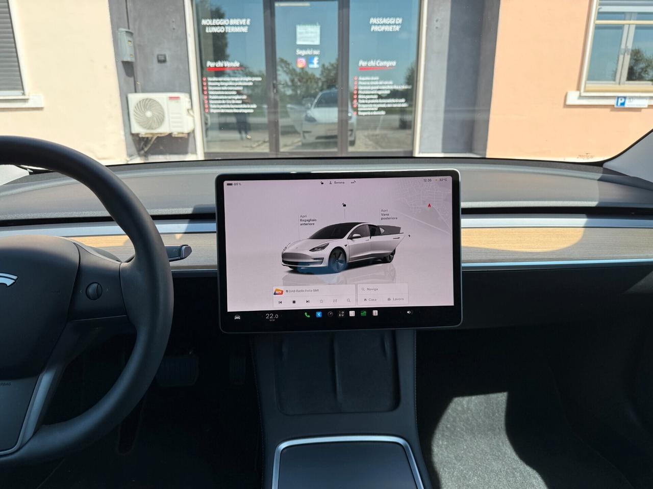 Tesla Model 3 RWD