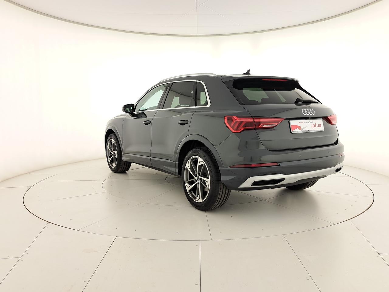 Audi Q3 35 1.5 tfsi business advanced s-tronic