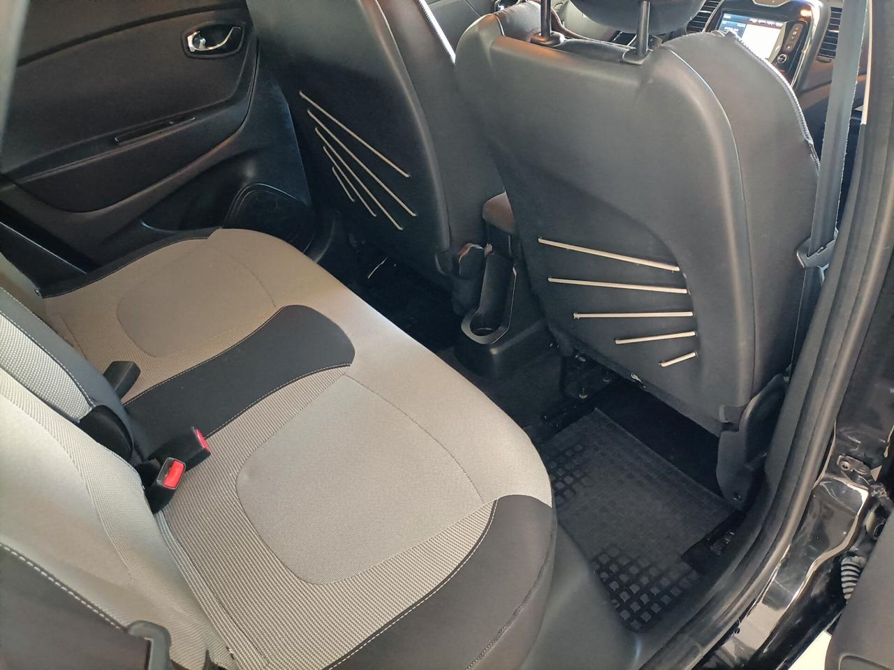 Renault Captur 1.5 dCi 8V 90 CV Start&Stop Energy R-Link 02/2015