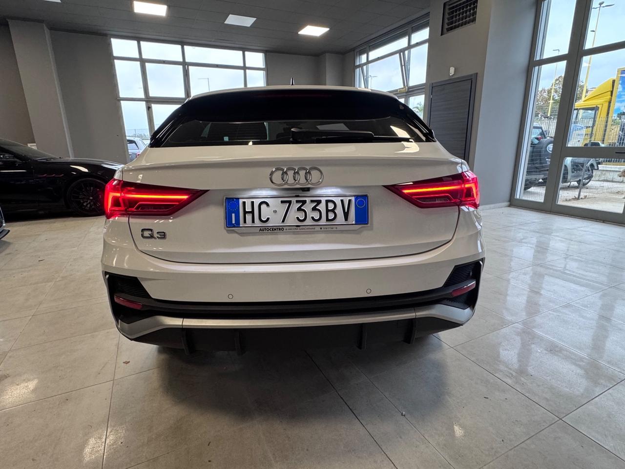 AUDI Q3 SBACK 2.0 TDI STRONIC SLINE EDITION