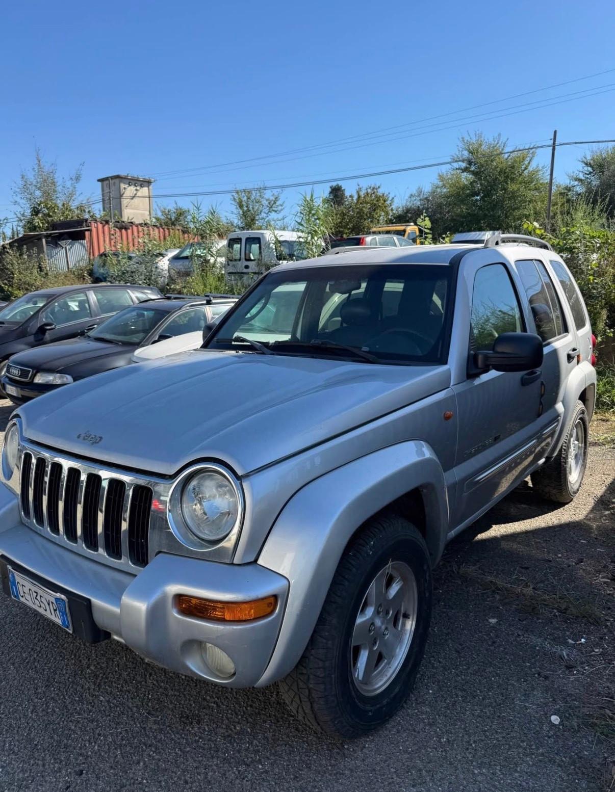 Jeep Cherokee 2.5 CRD Sport