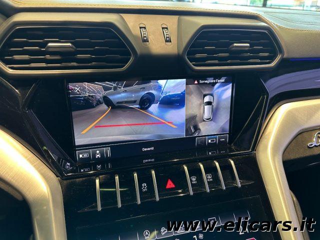 LAMBORGHINI Urus 4.0