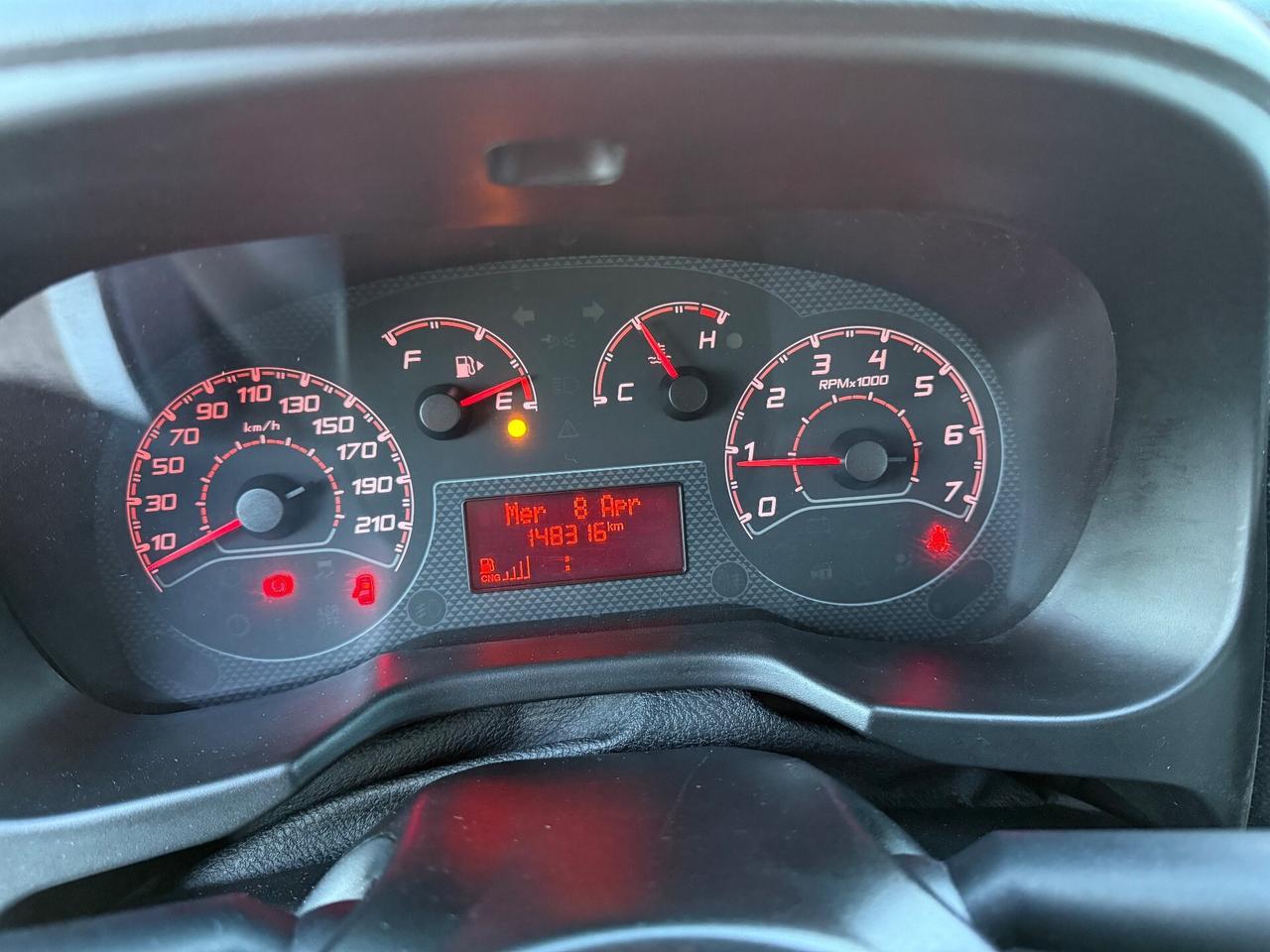 Fiat Qubo 1.4 8V 77 CV Lounge Natural Power