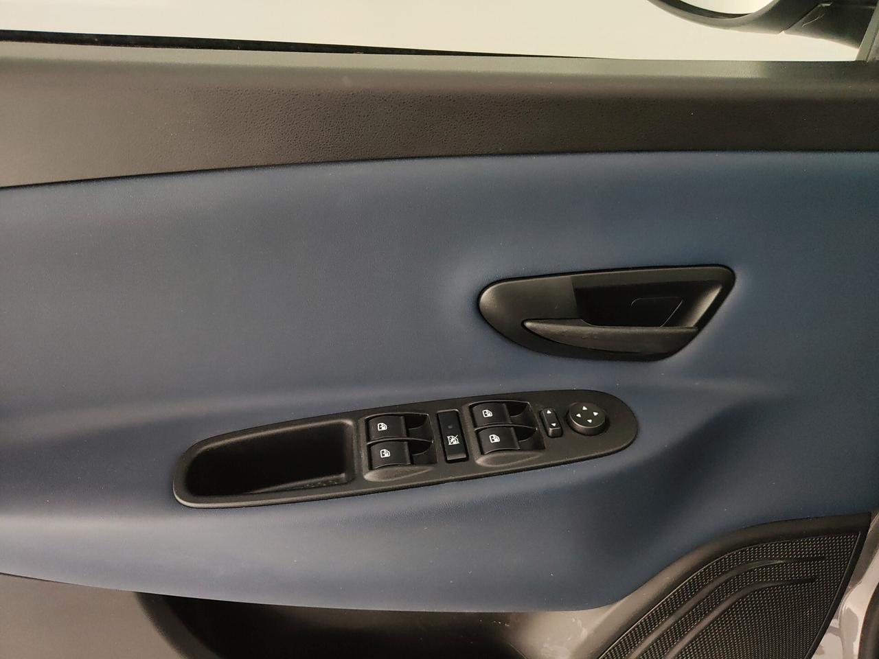 Lancia Ypsilon 1.0 FireFly 5 porte S&S Hybrid Platino