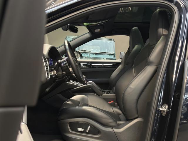 PORSCHE Cayenne Coupé 3.0 V6