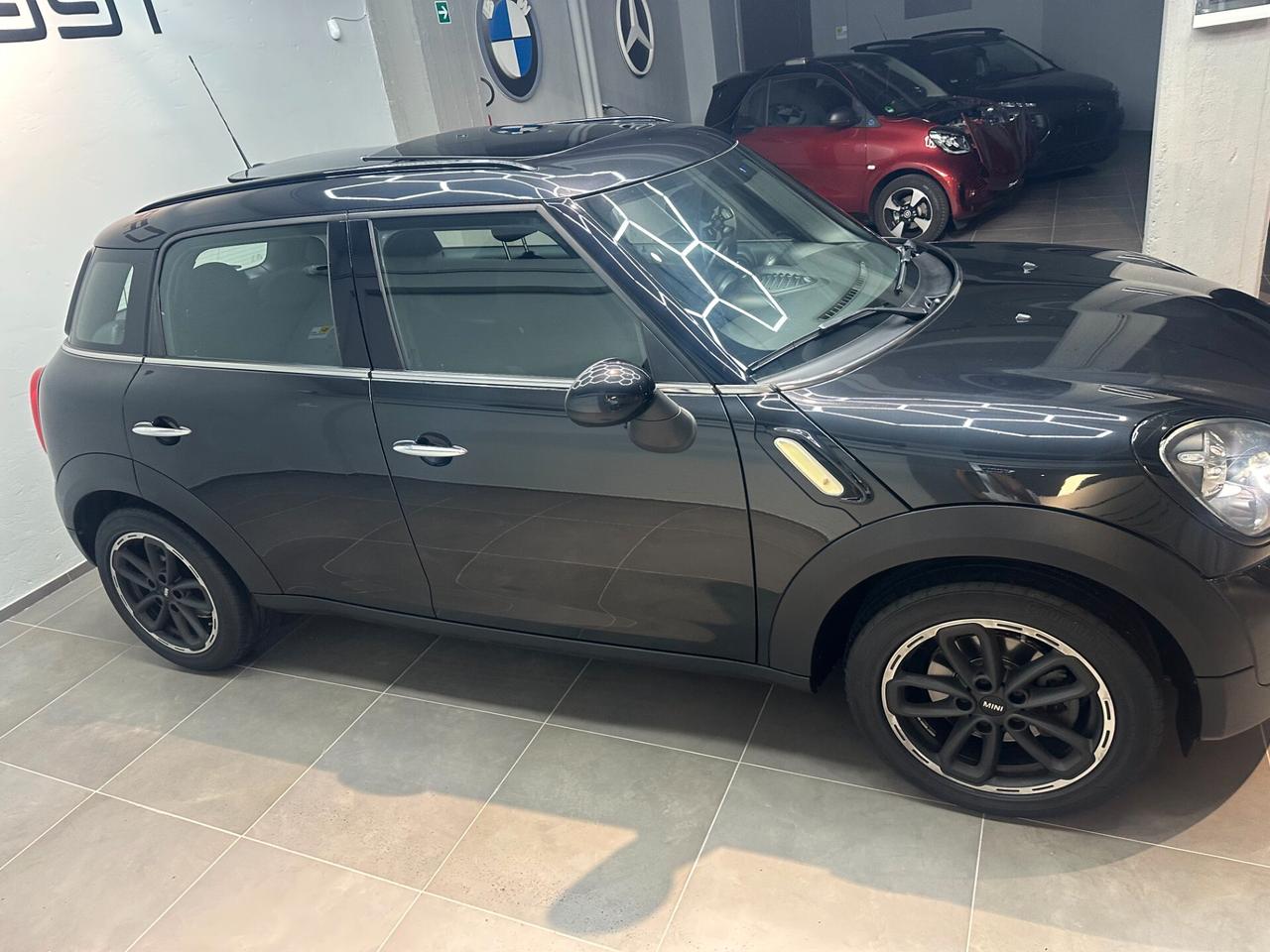 MINI Countryman D 1.6 Cooper D KM CERT.64000 TETTO NAVIG FARI XENO