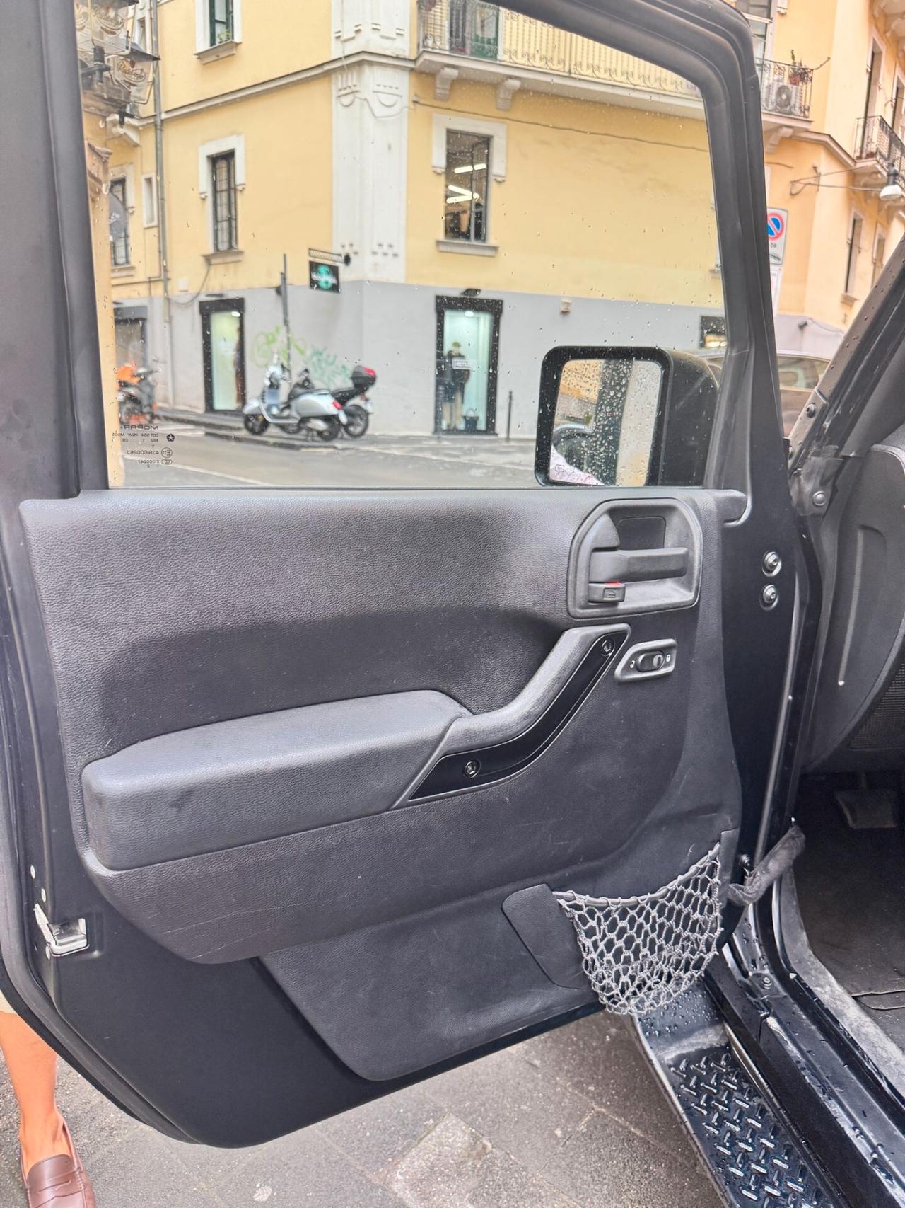 Jeep Wrangler Unlimited 2.8 CRD Automatica
