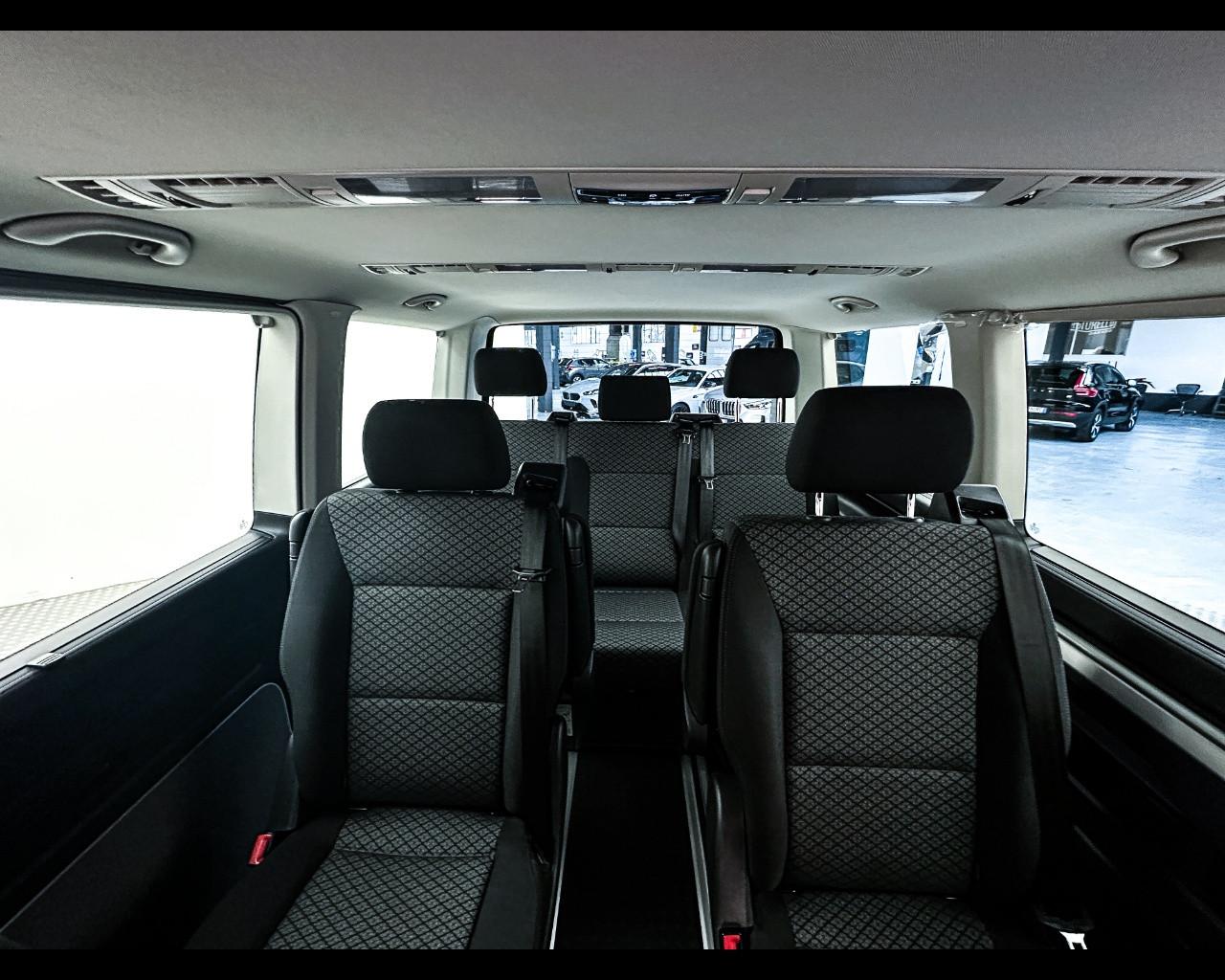 VOLKSWAGEN Multivan 6ª '15-'24 - Multivan 2.0 TDI 150CV Trendline