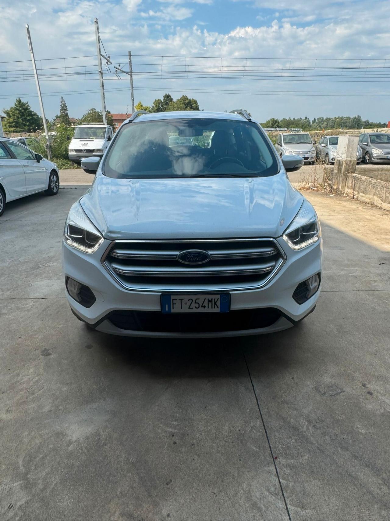 Ford Kuga 2.0 TDCI 150 CV S&S 4WD Powershift Business