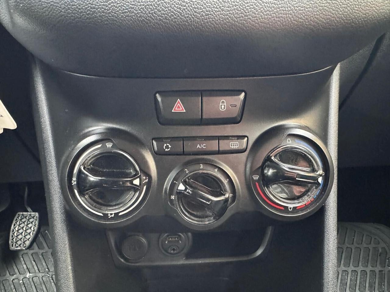 PEUGEOT 208 PureTech 68 3p ACT 72.000 KM