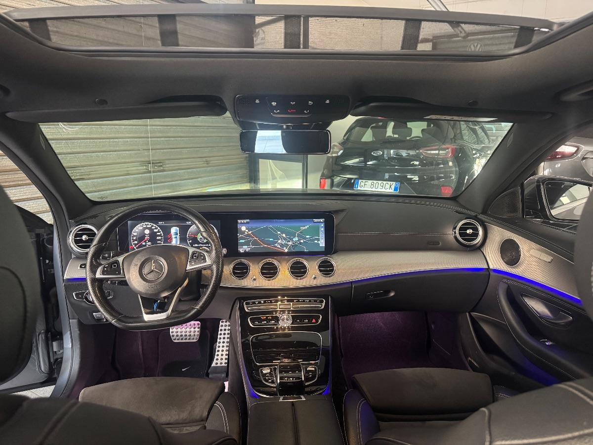 MERCEDES E 220d S.W. Auto Premium plus TETTO/ LUCI/ LED