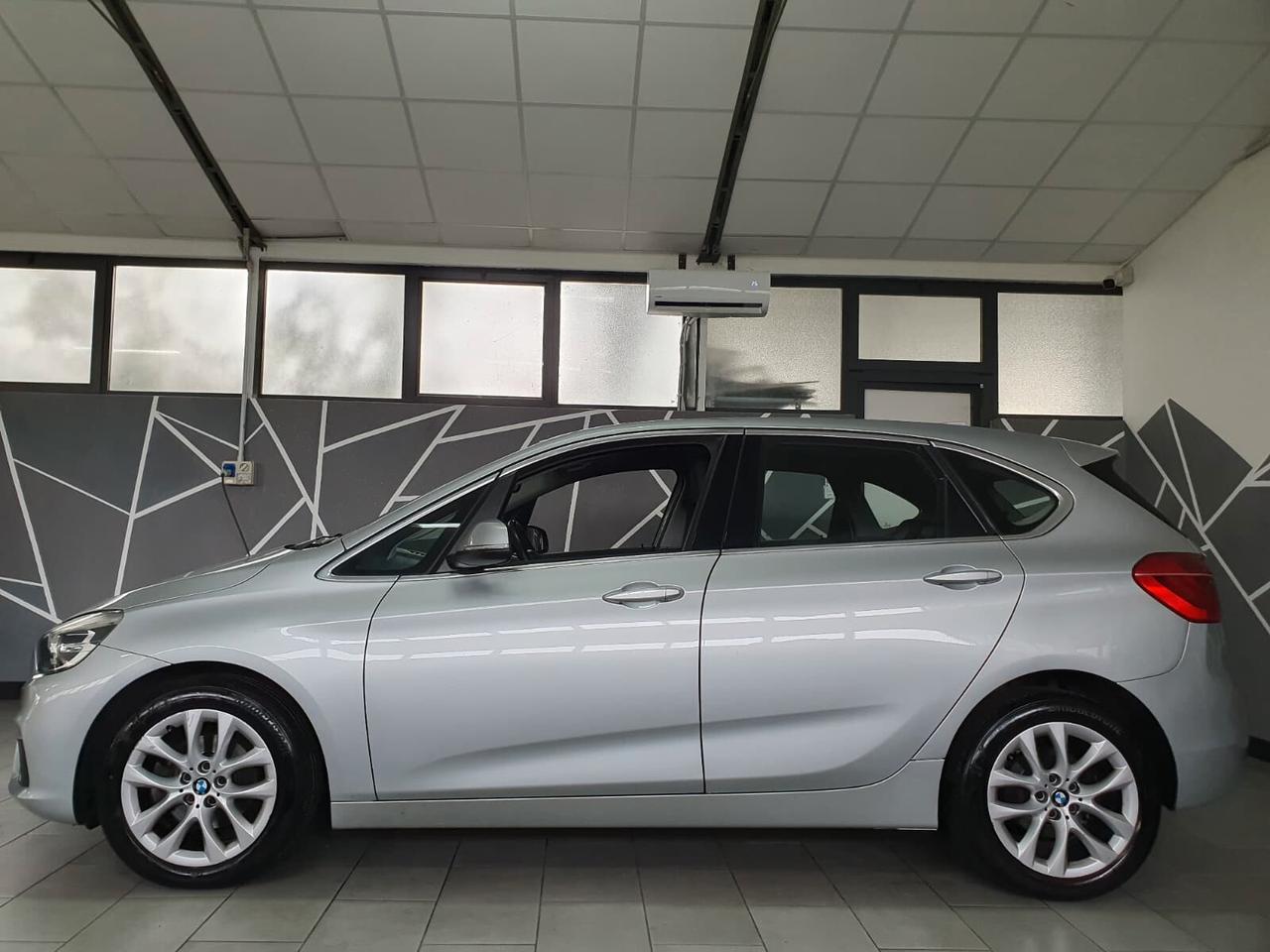 Bmw Active Tourer 218d Advantage