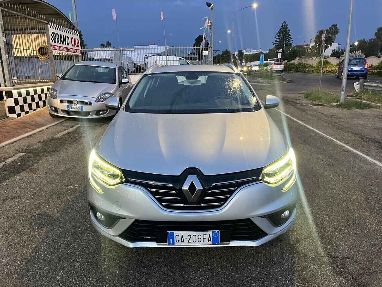 Renault Megane Sporter DCI Intens Unipro 2020