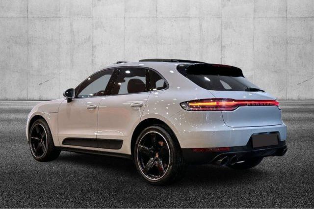 PORSCHE Macan 2.0